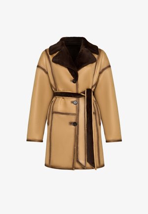 Cesare Gaspari Wintermantel - camel