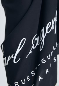 KARL LAGERFELD HOTEL KARL PAREO - Pludmales piederums - black