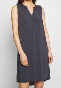 QS Vestido informal - anthracite