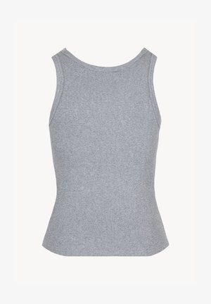 Mouwloos grijs geribd gebreid tanktop met ronde hals en aangesloten taille, gezien vanaf de achterkant op een witte achtergrond.