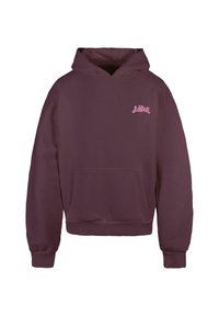 Bordový bavlnený mikina s predným klokankovým vreckom, rebrovanými manžetami a ružovým grafickým logom na ľavej hrudi.