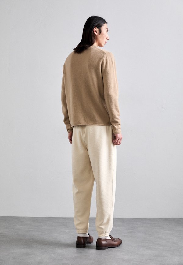 TROUSER - Tracksuit bottoms - ecru4