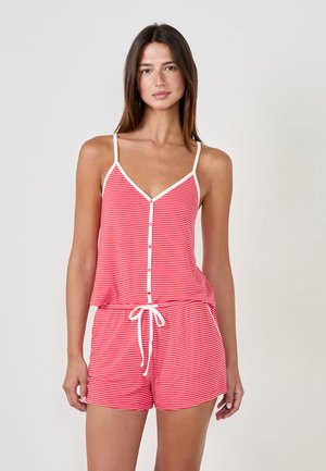 Gestreiftes Schlafanzug-Set in Rot und Weiß, bestehend aus einem ärmellosen Top mit Knopfleiste und dünnen Trägern sowie passenden Shorts mit Kordelzug.