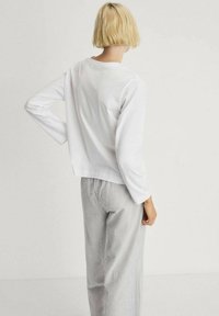 Mango Komplet pidžame - grey
