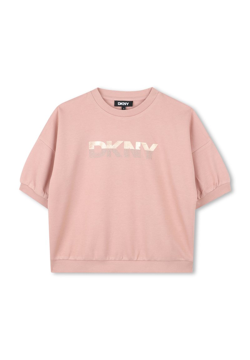 Roze cropped sweatshirt met korte, opbollende mouwen, voorzien van een metallic zilveren "DKNY"-logo op de borst en een ribbelzoom.