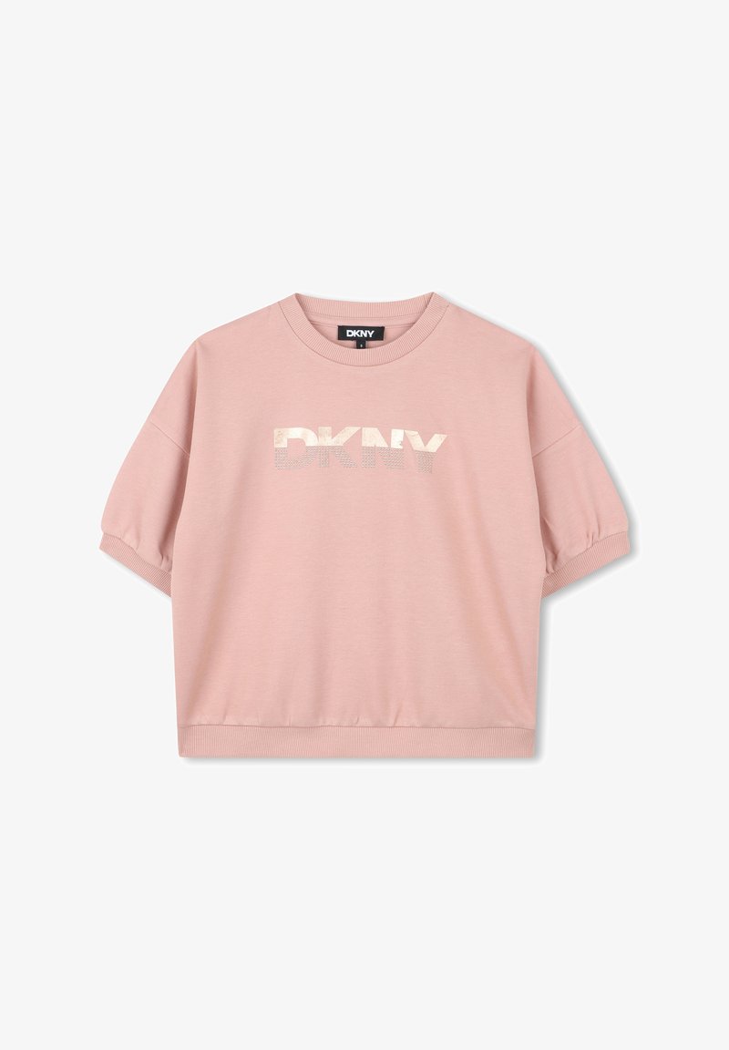 Roze cropped sweatshirt met korte, opbollende mouwen, voorzien van een metallic zilveren "DKNY"-logo op de borst en een ribbelzoom.