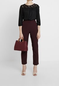 Vero Moda Bluse - black