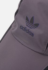 adidas Originals ROAD - Naģene - trace grey/black