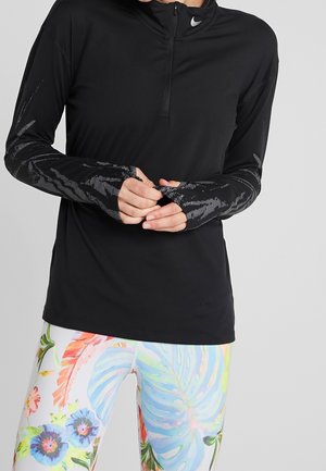 Tekninen t-paita - black