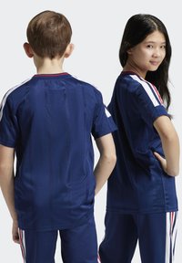 adidas Performance TIRO NATIONS PACK KIDS - Marškinėliai su spaudiniu - team navy blue/white/better scarlet