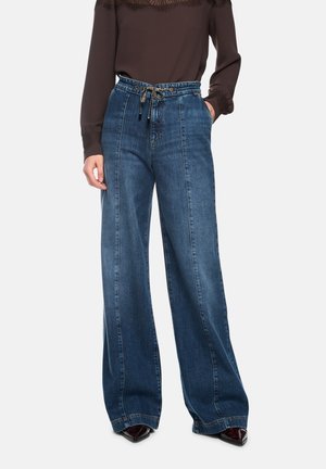 Marc Cain, MARC CAIN JEANS WARRI - Wide Leg - vintage indigo