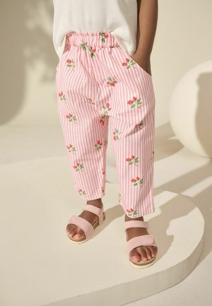 Next, REGULAR FIT - PULL ON - Pantaloni - pink strawberry print