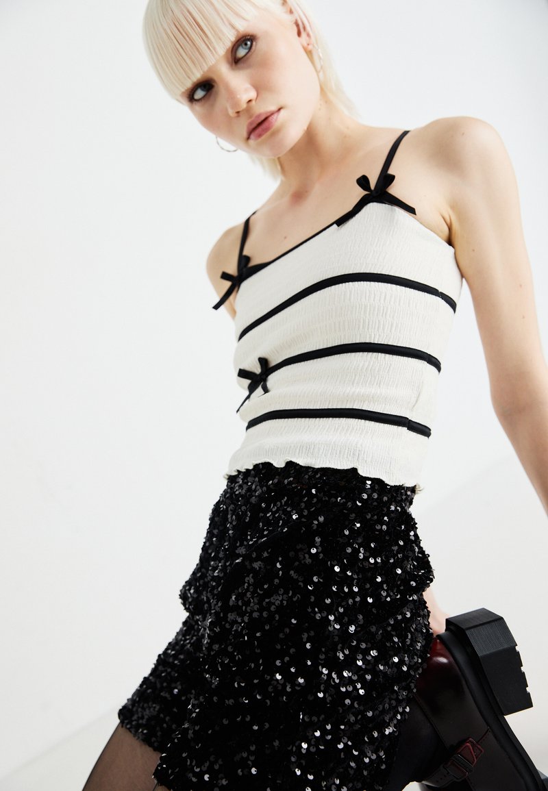 Combishort Col Rond Vero Moda Bleu Bleu Marine - Prêt-à-Porter