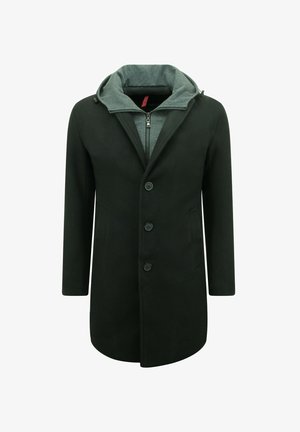 Zwarte lange jas met knopen aan de voorkant, gedragen over een grijze hoodie met rits en trekkoorden, op een witte achtergrond.