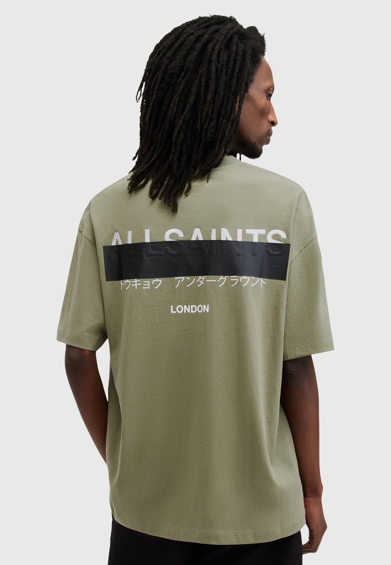 AllSaints REDACT CREW - T-shirts med print - eden green