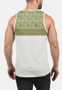 Solid SDFlo - Top - light green