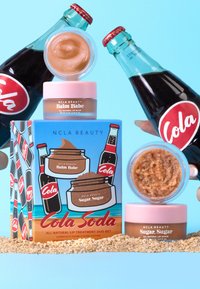 NCLA Beauty COLA SODA LIP CARE DUO - Ansiktsvårdsset