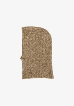 Gorro de lana marrón con una superficie texturada, que presenta una parte superior redondeada y una abertura lateral. El material parece suave y cálido.