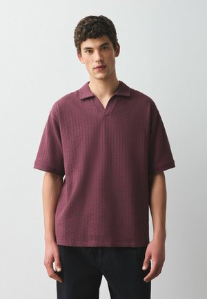 Next, REGULAR FIT - SEERSUCKER TROPHY NECK TEXTURED POLO SHIRT . - Poloshirts - burgundy red