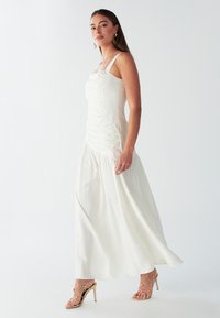 BWLDR JOEL - Robe longue - off white