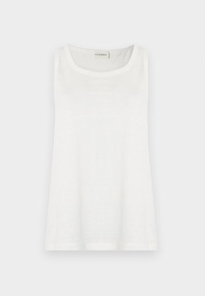 Λευκή αμάνικη μπλούζα με στρογγυλή λαιμόκοψη. Κατασκευασμένη από ελαφρύ, μαλακό ύφασμα, με χαλαρή εφαρμογή και καθαρές άκρες. Η ετικέτα είναι ορατή στη λαιμόκοψη.