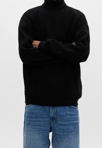 PULL&BEAR Sweter