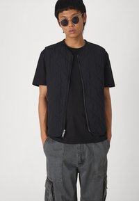 Abercrombie & Fitch ULTRA BAGGY UTILITY - Cargo trousers - dark shadow