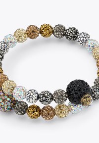 Bracciale elastico con perline rotonde in finiture multicolore scintillanti, tra cui nero, oro, argento e accenti iridescenti.