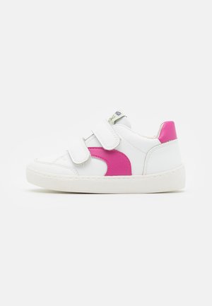 PUN - Sneakersy niskie - bianco/magenta