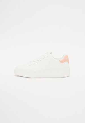 HALERENNA PILLOW WALK - Joggesko - open white