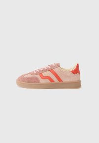 Unselected, dusty pink