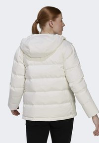 adidas Sportswear HELIONIC biały