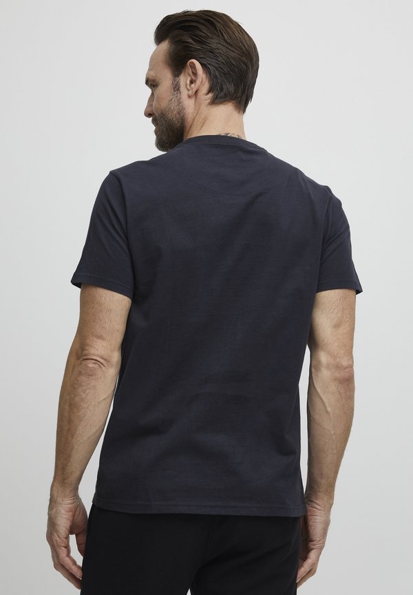 FQBirgerson - Print T-shirt - salute4