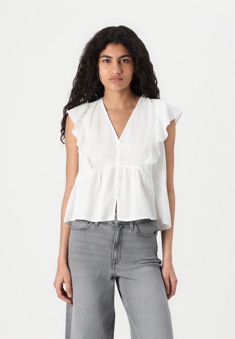 ONLY - ONLRIAN FLONCE - Blouse - cloud dancer, Enlarge