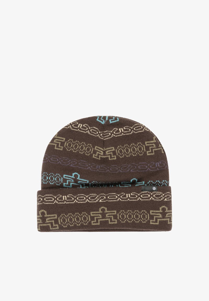 Bonnet tricoté marron avec revers plié présentant des rangées horizontales de motifs géométriques abstraits en couleurs beige, violet et bleu.