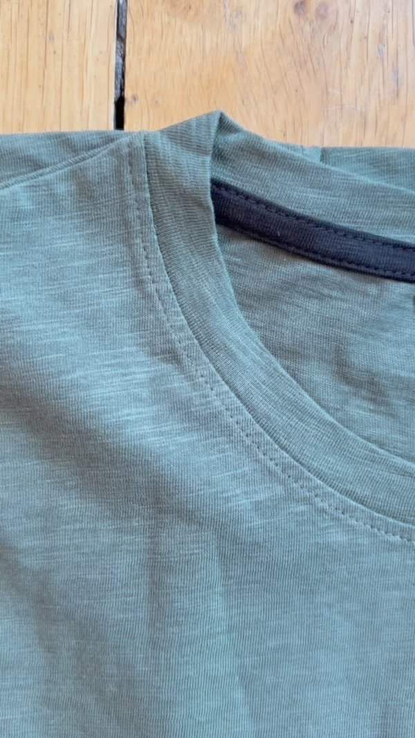 GUTI TEE - Print T-shirt - thyme4