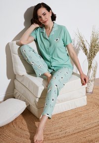 LELA REGULAR FIT SET - Pižamos komplektas - mint