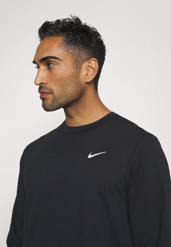 HYVERSE - Long sleeved top3