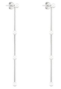 Silberne Ohrhänger mit fünf gleichmäßig verteilten weißen Perlen entlang der Länge, entworfen für einen schlanken und langgestreckten Look.