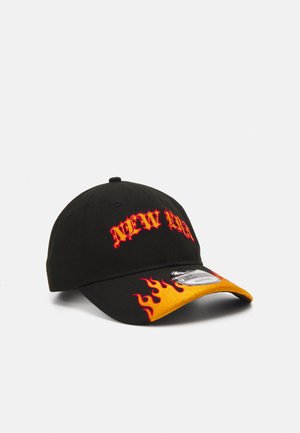 New Era RACE 9TWENTY® UNISEX - Lippalakki - black/orange
