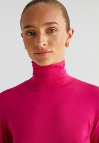 Scalpers COMFY TURTLE NECK  TEE - Langarmshirt - fucsia