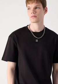 HUGO DALILE - T-Shirt basic - black