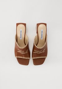 KARL LAGERFELD ASTRA NOVA WHIPSTITCH SLIDE - Sandali z visoko peto - tan