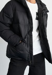 The North Face Chaqueta de plumas - black