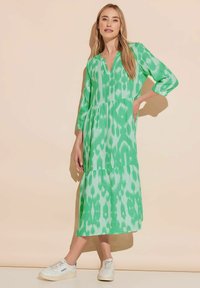 Street One MIT PRINT - Vestido informal - grün