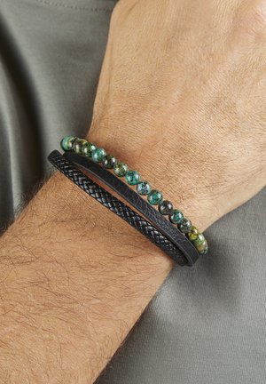 s.Oliver, LEATHER BEADS - Bracelet - grün