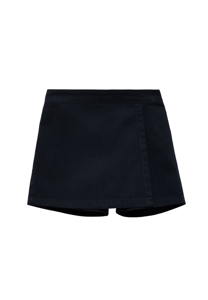 Mini jupe noire avec une taille ajustée, en tissu lisse, présentant un design plat à l'avant et deux coutures latérales.