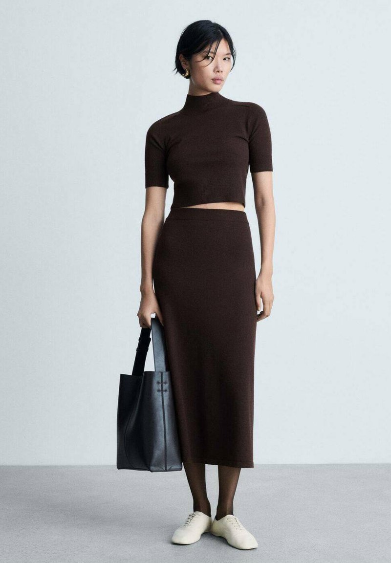 Mango T-shirt basic - Zdjęcie 2