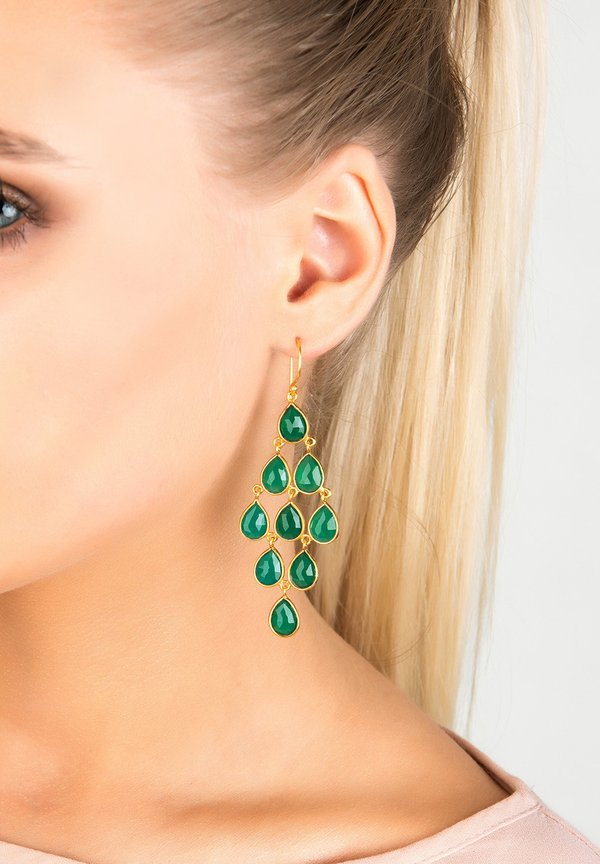 Earrings - vert2