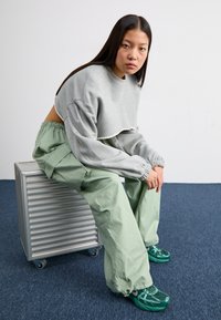 Nike Sportswear DANCE PANT - Παντελόνι cargo - jade horizon/sail